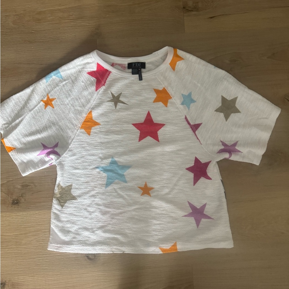 White Short Sleeve Tee with Star Pattern